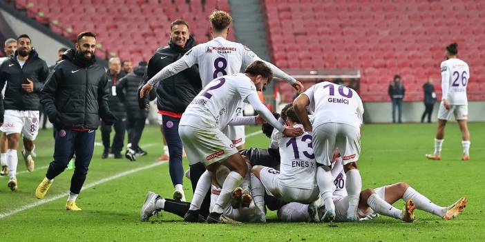 Samsunspor neye uğradığını şaşırdı. Orduspor'dan 4 yediler