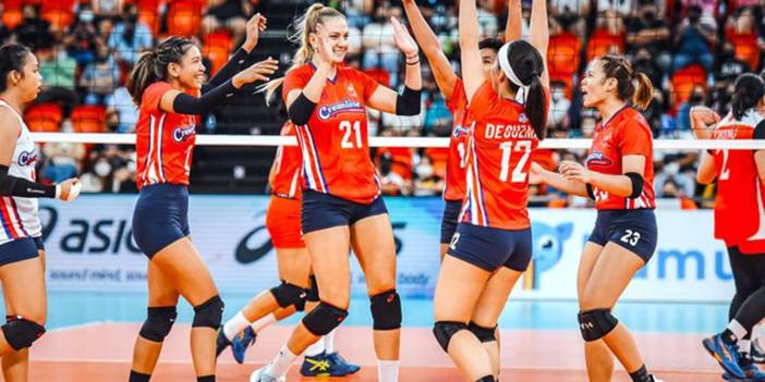 Yeliz Başa imzayı attı