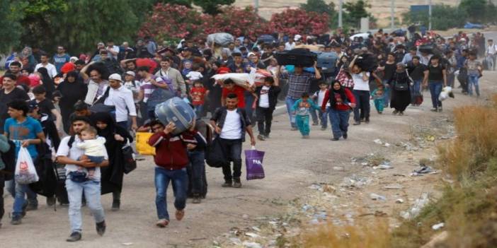 Esad'ın devrilmesinin ardından 270 bin Suriyeli ülkesine döndü