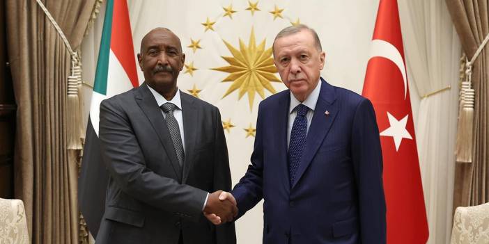 Erdoğan'dan Sudan'a teklif: Devreye girebiliriz