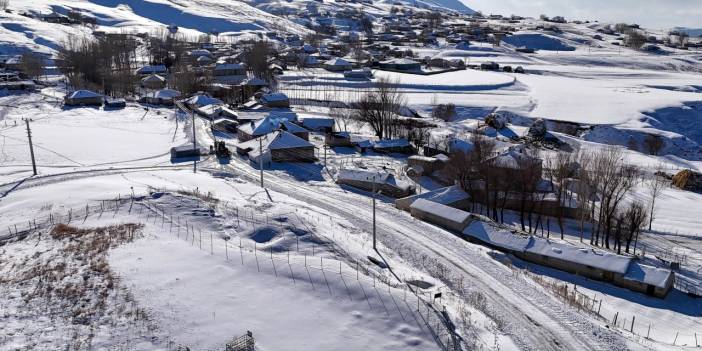 Van'da kapanan köyler ulaşıma açıldı