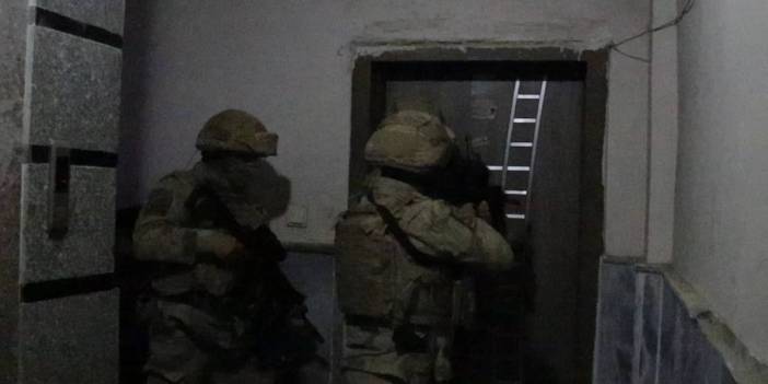 Terör örgütlerine 4 ilde eş zamanlı operasyon: 12 gözaltı