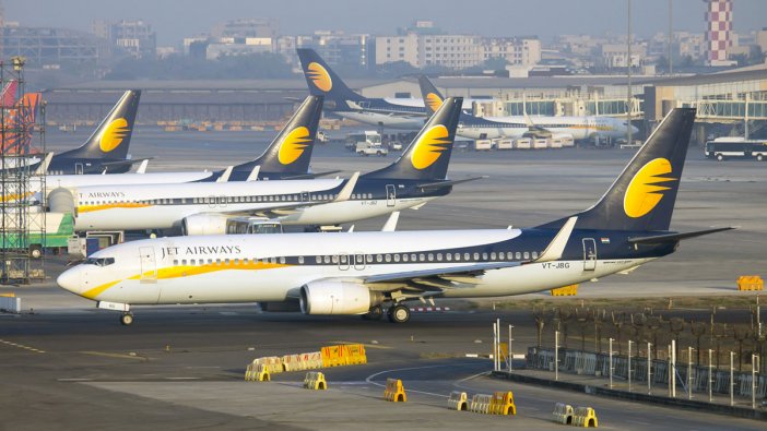 Jet Airways'ten flaş karar: Tüm faaliyetlerini askıya aldı