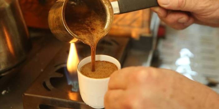 Yıllardır yemeği yapılıyordu. Kahvesi de varmış