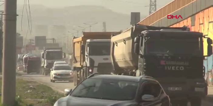 İskenderun'da TIR yoğunluğu uzun kuyruk oluşturdu