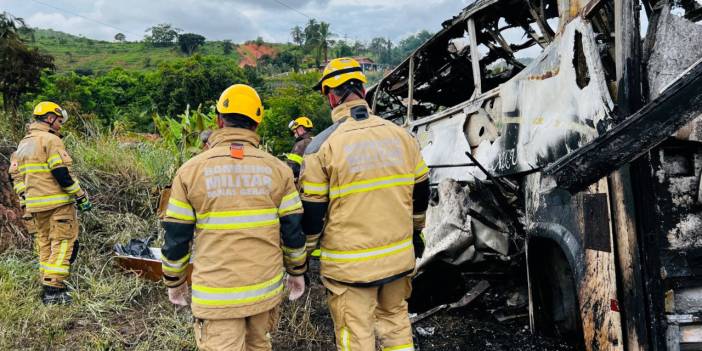 Brezilya'da zincirleme trafik kazası: 38 kişi öldü