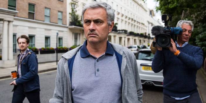 İstanbul'dan ayrılan Mourinho Londra'dan ilk açıklamayı yaptı