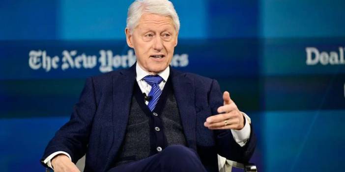 Bill Clinton hastaneye kaldırıldı