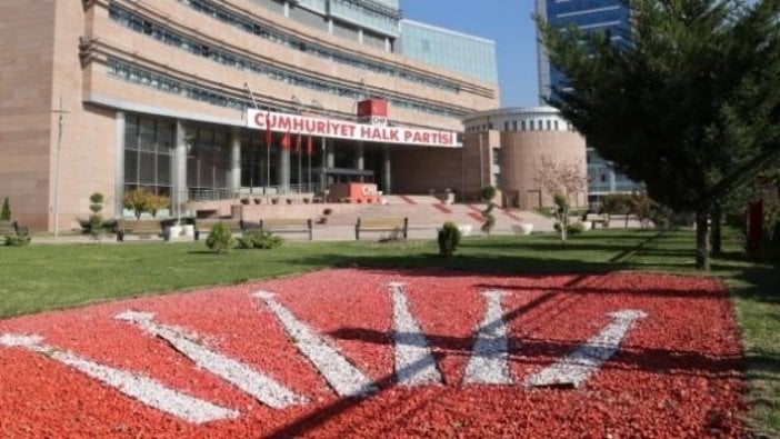 CHP'den çağrı: Herkesi Genel Merkez'in önüne bekliyoruz