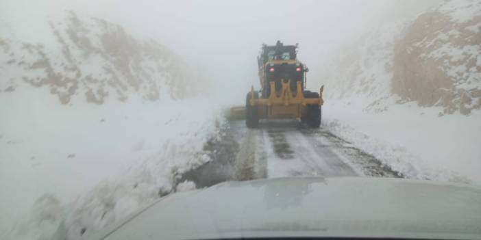 Kar nedeniyle kapanan 22 yol açıldı