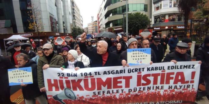 AKP'nin kalesinde 'hükümet istifa' sesleri