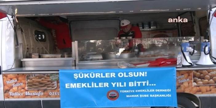 Emekliler Emekliler Yılı'nın bitmesini lokma döktürerek kutladı: Şükürler olsun