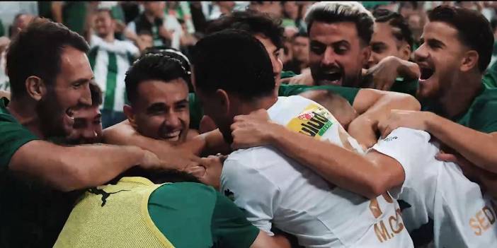 Bursaspor 3 sıra birden düştü. Taraftar havalara uçtu