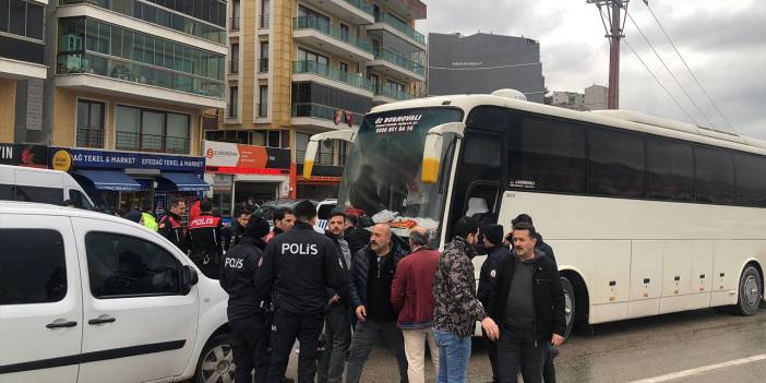 Galatasaray maçı öncesi kavga. 2 kişi bıçaklandı