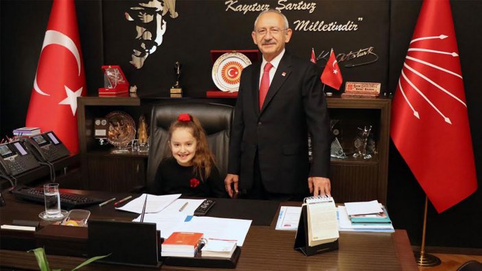 Kılıçdaroğlu koltuğunu şehit çocuğuna devretti