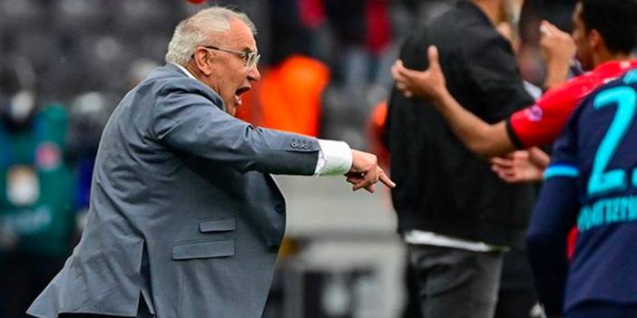 Beşiktaş 71 yaşındaki teknik adam ile temasa geçti