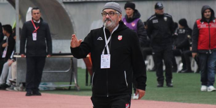 Karşıyaka karıştı. Mustafa Reşit Akçay şehri terk etti