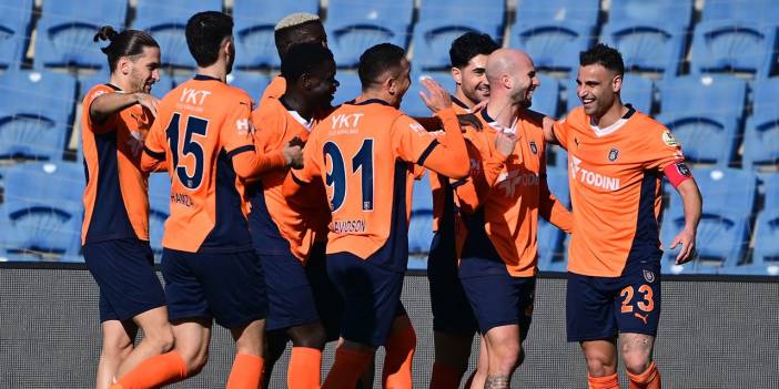 Başakşehir Rizespor'u 2 golle geçti