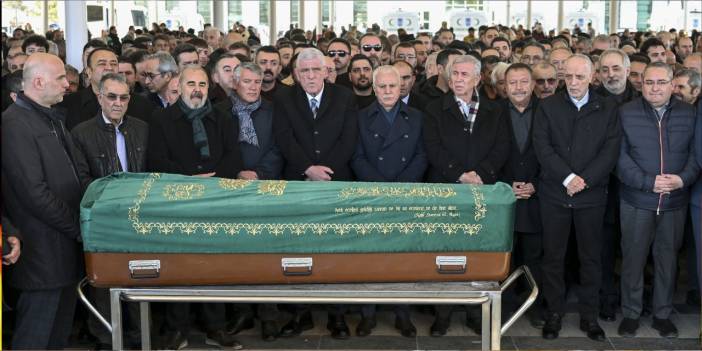 Musavvat Dervişoğlu Koray Aydın'ın babasının cenaze törenine katıldı