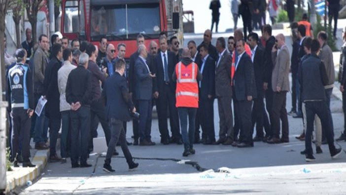 İstanbul'da korkutan görüntü; 25 bina tahliye edildi