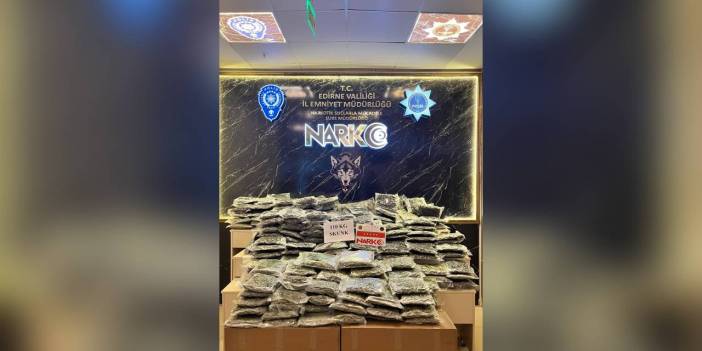 Sınırdan giriş yapan 2 tır uyuşturucu deposu çıktı