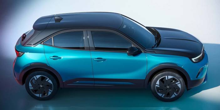 Alman otomobil devinin makyajlanan modeli Türkiye'de: 1 milyon 604 bin liraya satılıyor