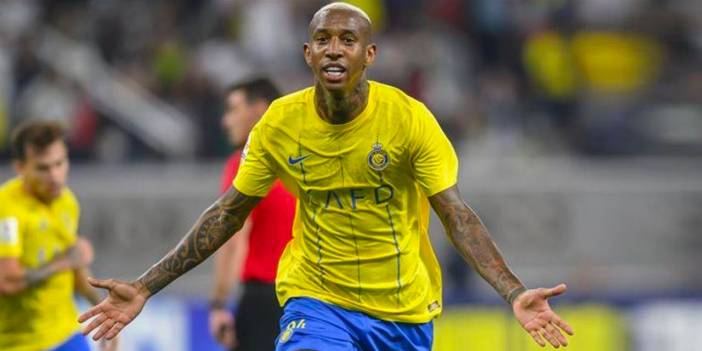 Talisca uçaktan paylaştı: İstanbul'a geleceği saat belli oldu