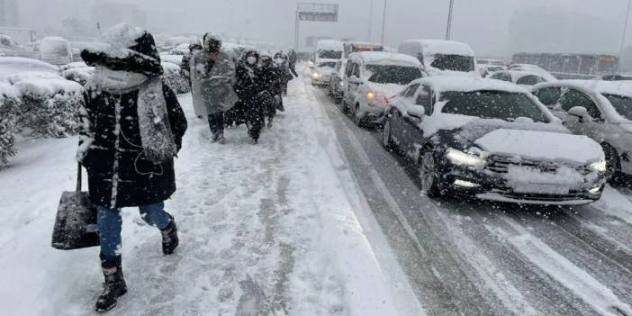 İstanbul'da kucak kucak kar bekleyenler dikkat! Bu hafta geliyor... Günü belli oldu
