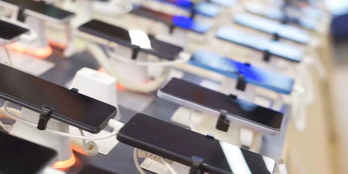 Iphone bir hatasından dolayı her kullanıcısına 12 bin 500 lira ödüyor