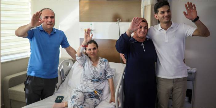 Anne ve baba böbrekleri ile çocuklarına yeniden can verdi