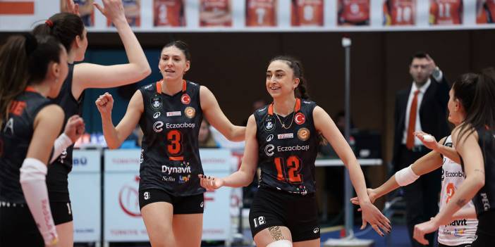 Boskovic yine yaptı: Hande Baladın da izledi