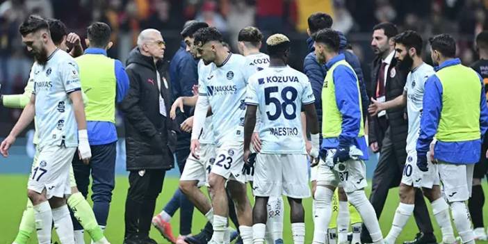 Sahadan çekilen Adana Demirspor açılış yapacak