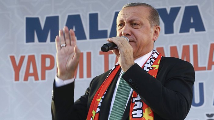 Cumhurbaşkanı Erdoğan'dan FETÖ'ye tek tip elbise açıklaması