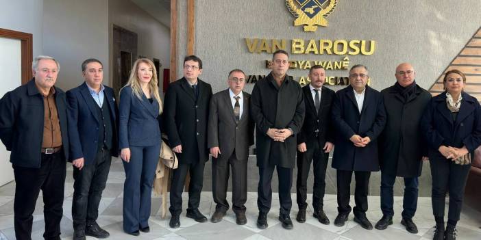 CHP Heyeti Van'da: Halkın iradesinin yanındayız