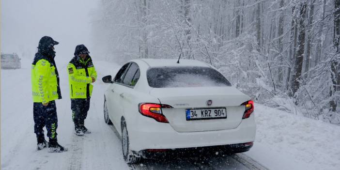 Kırklareli'nde kar kalınlığı yarım metreye ulaştı
