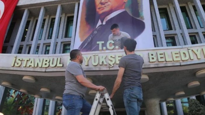 İBB'den T.C. kaldırıldı mı? İBB'den açıklama geldi