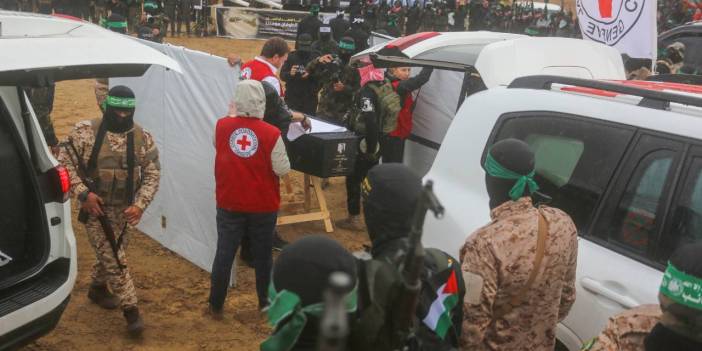 Gazze'de rehine krizi: Hamas yanlış cenaze verdi