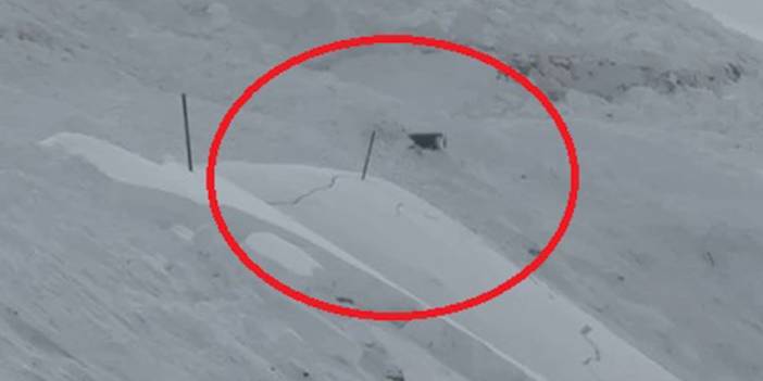 İş makinesinin üzerine çığ düştü