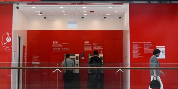 Dev bankada yapay zeka dönemi: 4 bin kişiyi işten çıkarıyor