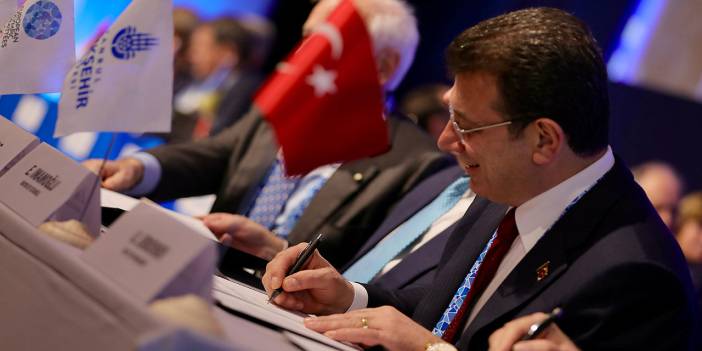 Ekrem İmamoğlu İstanbul için tarihi imzayı attı