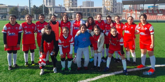 Namağlup şampiyon kızlar milli takımı istiyor