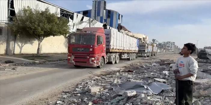 İsrail, Gazze Şeridi'ne insani yardım girişini durdurdu