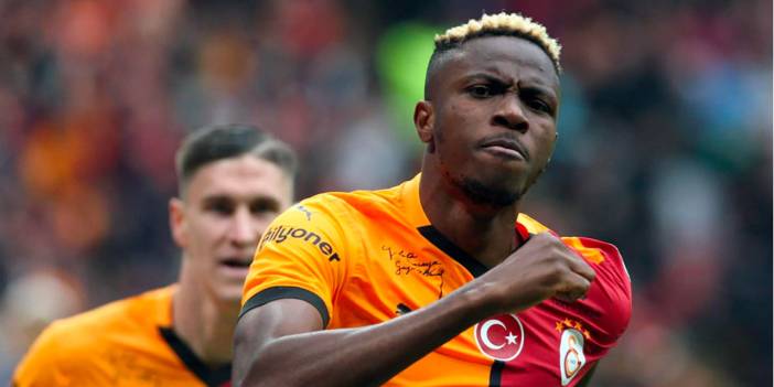 Victor Osimhen takım arkadaşlarına kızdı