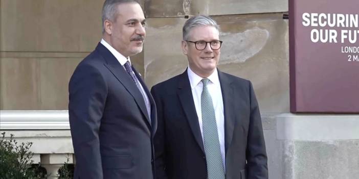 Bakan Fidan Londra'da Ukrayna zirvesine katıldı