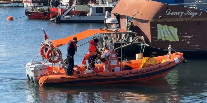 Sahil Güvenlik dalgıçları deniz dibinde temizlik yaptı