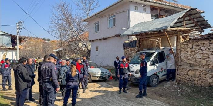 89 yaşındaki adam dehşet saçtı: 2 komşusunu öldürdü