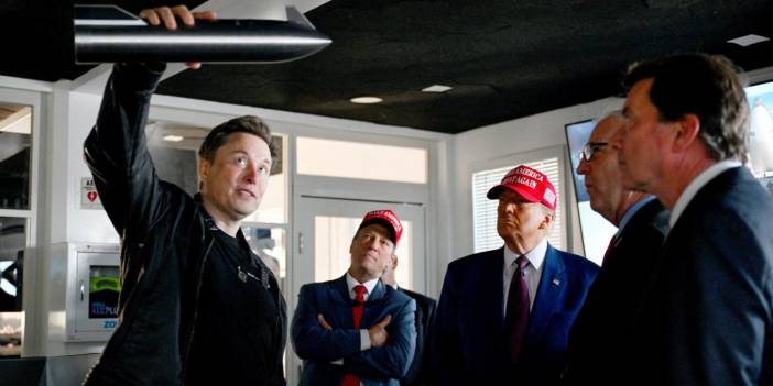 Donald Trump 'Astronotlarımı kurtar' dedi! Elon Musk roketi fırlattı