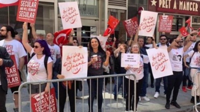 New York’taki Türk Günü'nde 'Her şey çok güzel olacak' yasağı