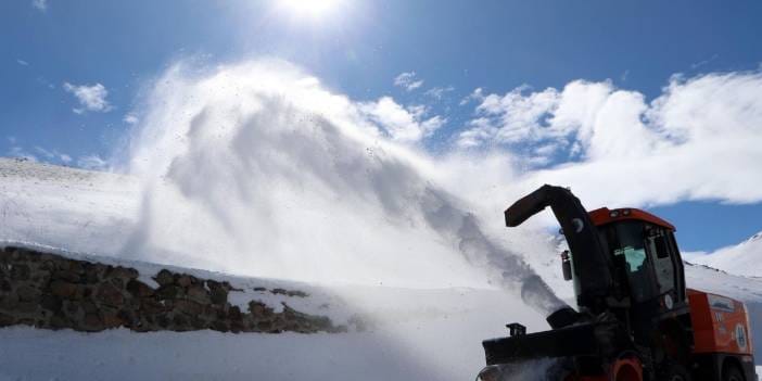 Erzurum'da 416 yerleşim yolu kapandı!
