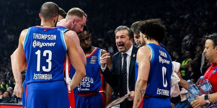 Anadolu Efes 16. zaferini fark atarak aldı